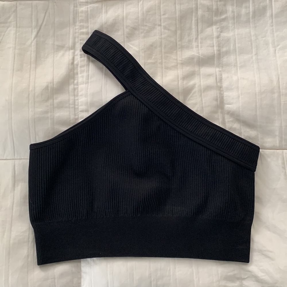 One-Shoulder Black Ribbed Bike Shorts Set - Picture 3 of 8